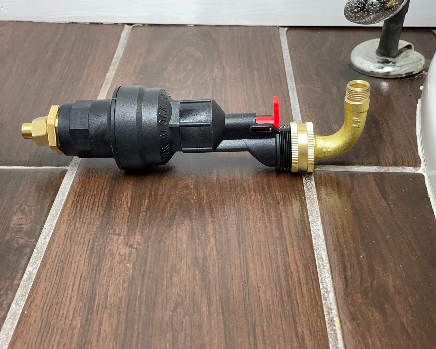 Water Block Toilet Shutoff Kit for Horizontal Installations