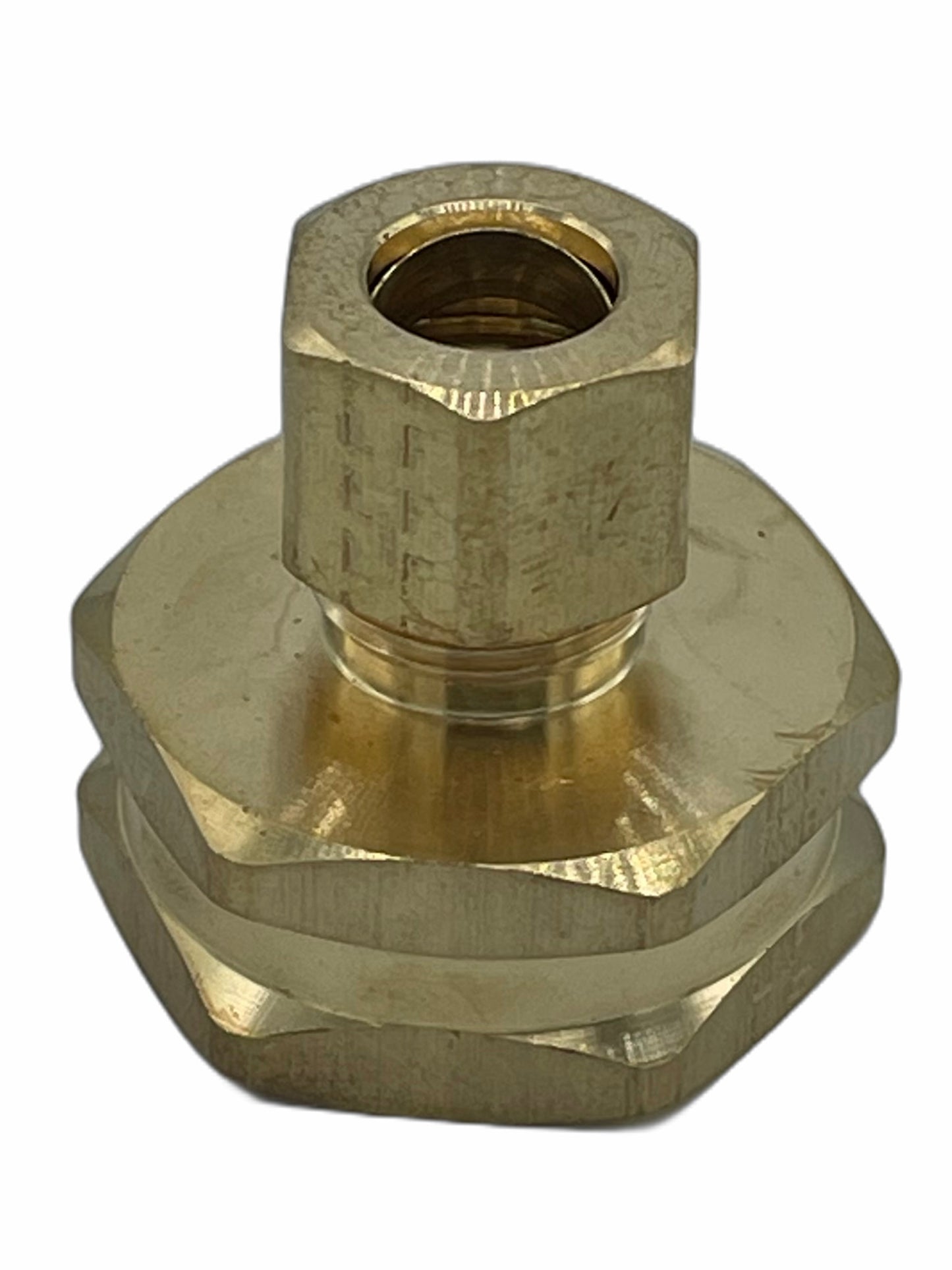 .25" Compression x .75" FGHT brass adapter fitting for plumbing connections. Vertical view.