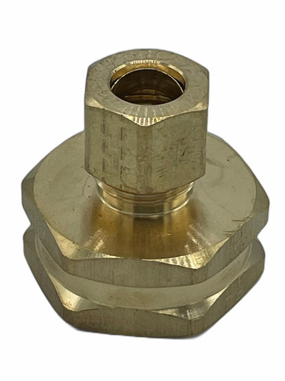 .25" Compression x .75" FGHT brass adapter fitting for plumbing connections. Vertical view.